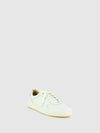 Sapatos com Atacadores em Branco